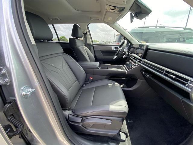 new 2025 Hyundai Santa Fe car, priced at $39,460
