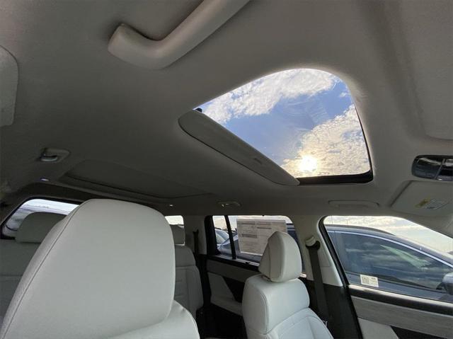 new 2025 Hyundai Santa Fe car, priced at $46,036
