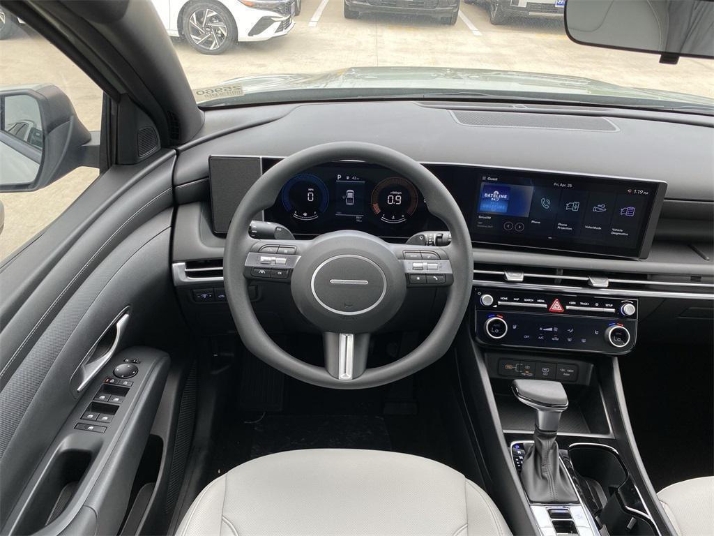 new 2025 Hyundai SANTA CRUZ car, priced at $30,098