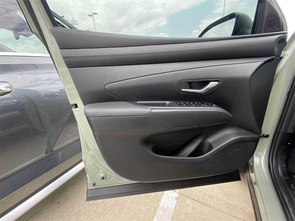 new 2025 Hyundai SANTA CRUZ car, priced at $30,098
