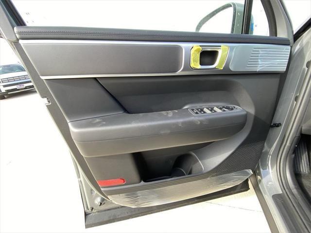 new 2025 Hyundai Santa Fe car, priced at $33,689