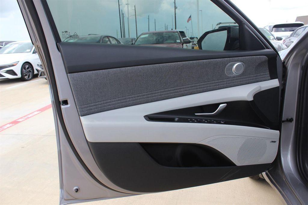 new 2025 Hyundai ELANTRA HEV car, priced at $30,911