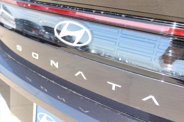 new 2025 Hyundai Sonata Hybrid car, priced at $32,546