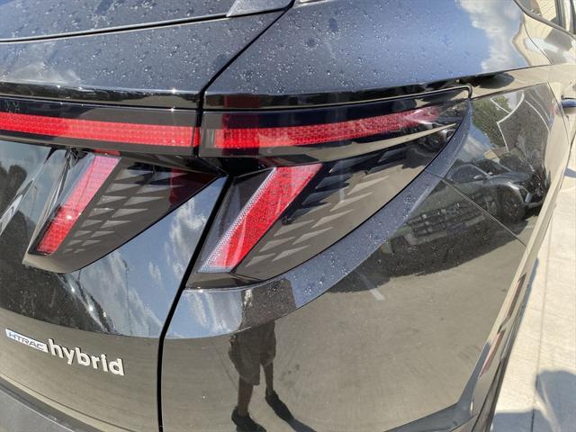 new 2025 Hyundai TUCSON Hybrid car, priced at $37,802