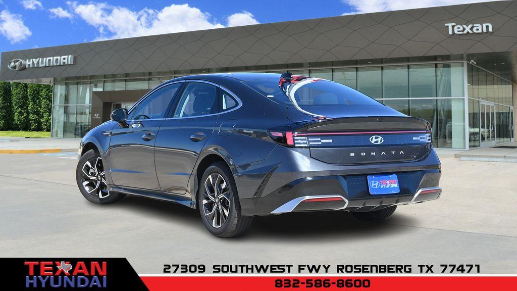 used 2025 Hyundai Sonata car, priced at $22,698