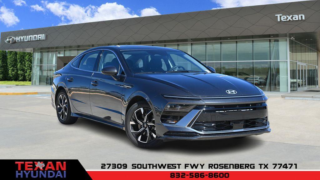 used 2025 Hyundai Sonata car, priced at $22,698