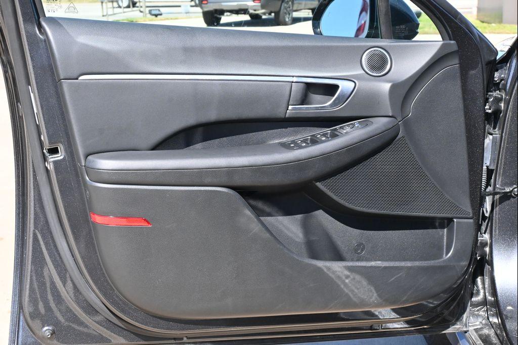 used 2025 Hyundai Sonata car, priced at $22,698