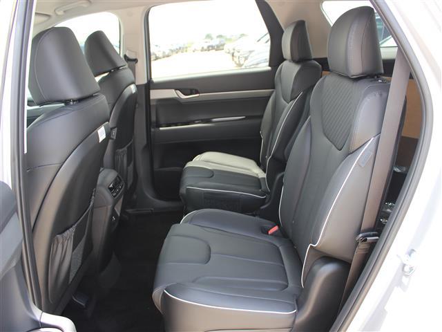 new 2025 Hyundai Palisade car, priced at $40,861