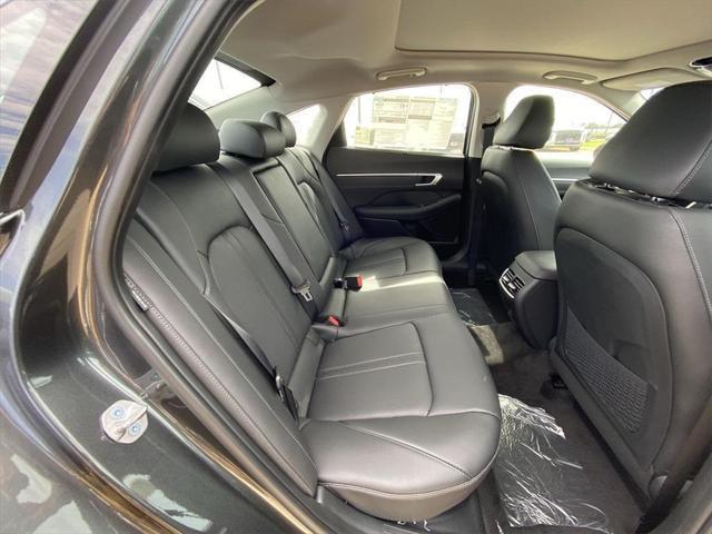 new 2025 Hyundai Sonata Hybrid car, priced at $38,828