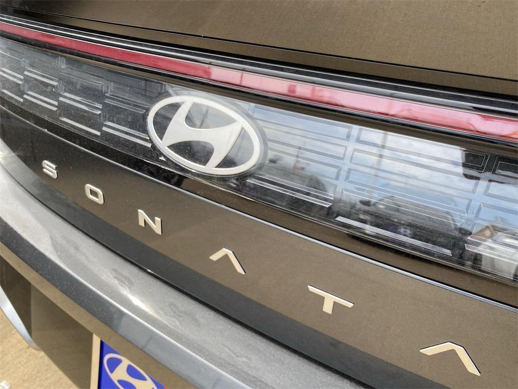 new 2025 Hyundai Sonata Hybrid car, priced at $38,828