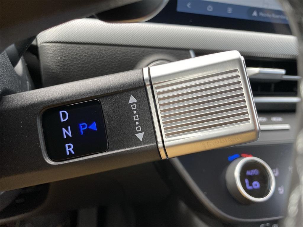 new 2025 Hyundai Sonata Hybrid car, priced at $38,828