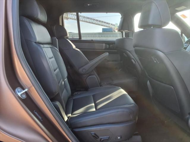 used 2025 Hyundai Santa Fe car, priced at $40,751