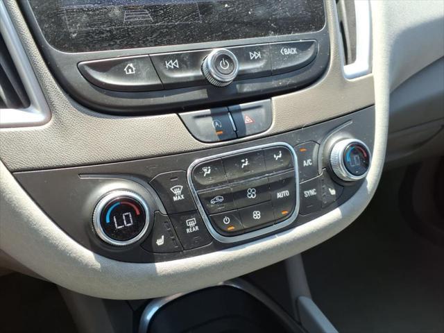 used 2022 Chevrolet Malibu car, priced at $18,804
