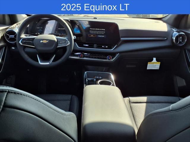 new 2025 Chevrolet Equinox car, priced at $33,090