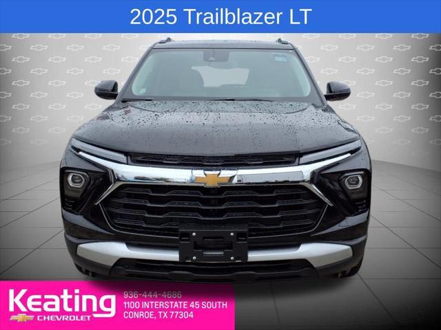 new 2025 Chevrolet TrailBlazer car, priced at $30,320