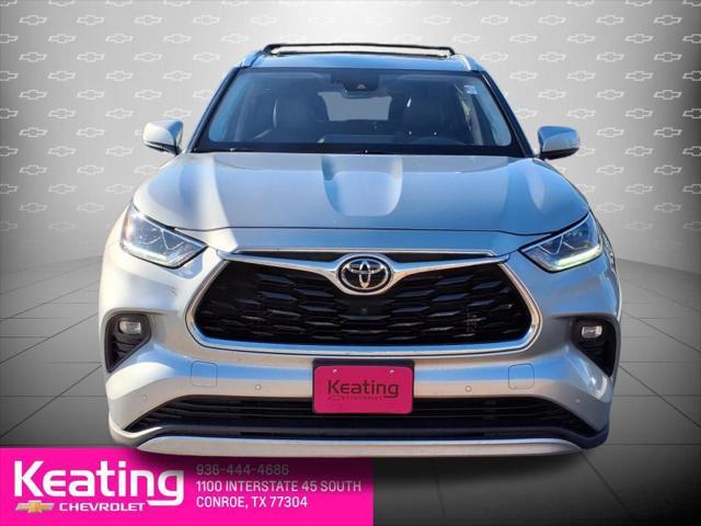 used 2021 Toyota Highlander car, priced at $35,750