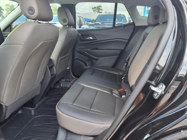 new 2025 Chevrolet Trax car, priced at $27,097