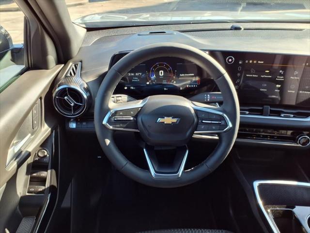 used 2025 Chevrolet Equinox car, priced at $29,534