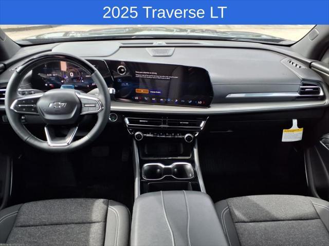 new 2025 Chevrolet Traverse car, priced at $50,074