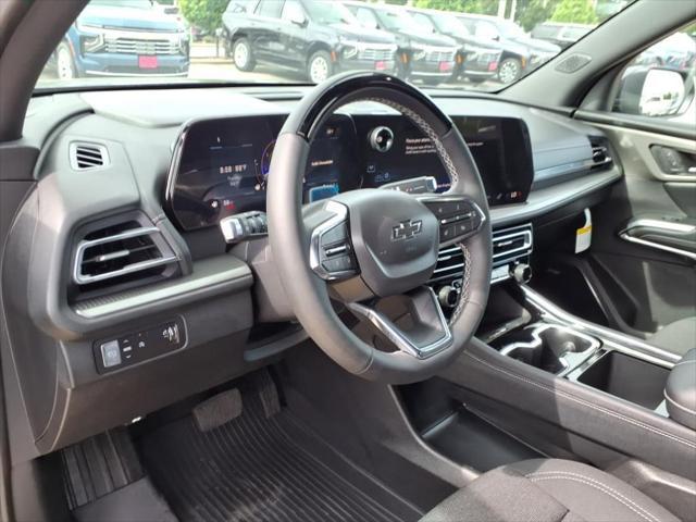 new 2025 Chevrolet Traverse car, priced at $50,074