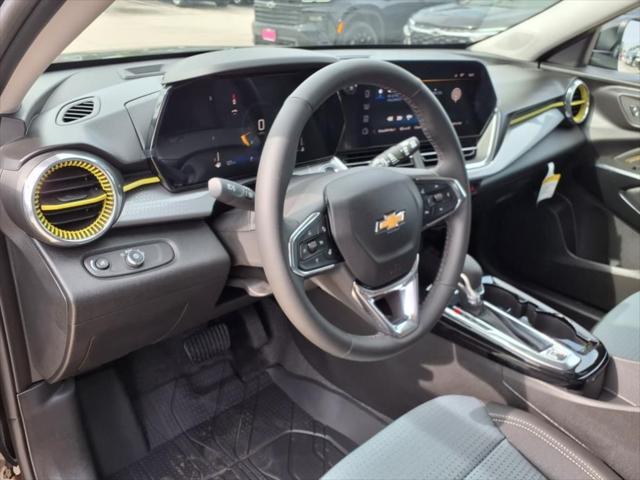 new 2025 Chevrolet Trax car, priced at $26,005