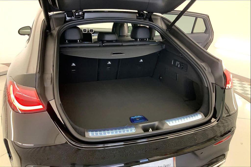 new 2025 Mercedes-Benz GLC 300 car, priced at $63,100