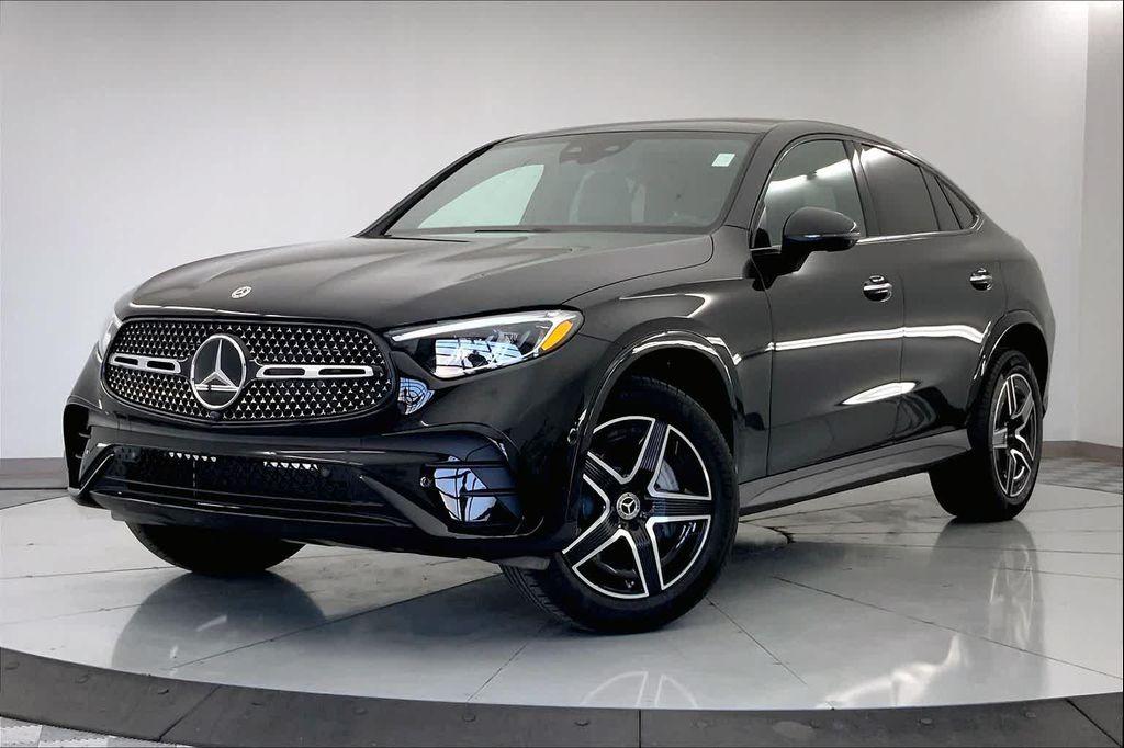 new 2025 Mercedes-Benz GLC 300 car, priced at $63,100