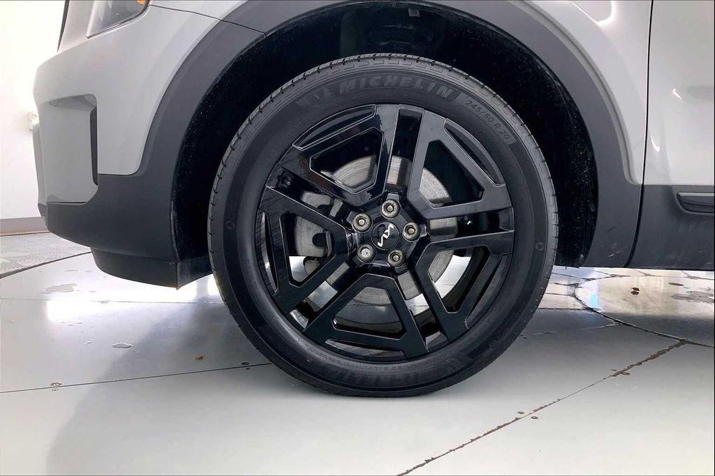 used 2024 Kia Telluride car, priced at $45,823
