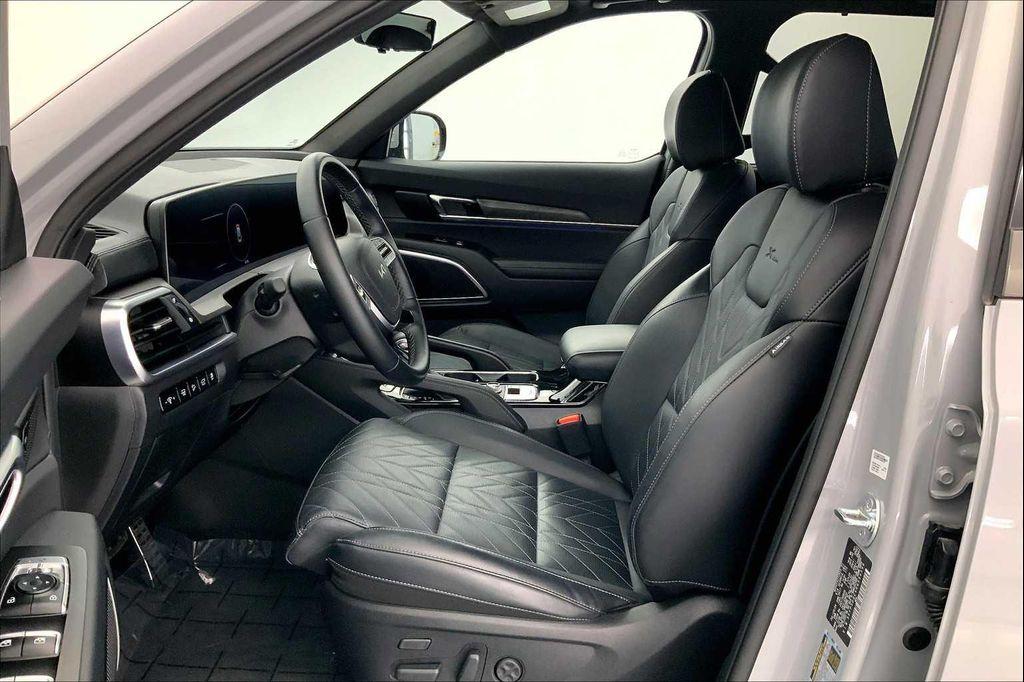 used 2024 Kia Telluride car, priced at $45,823