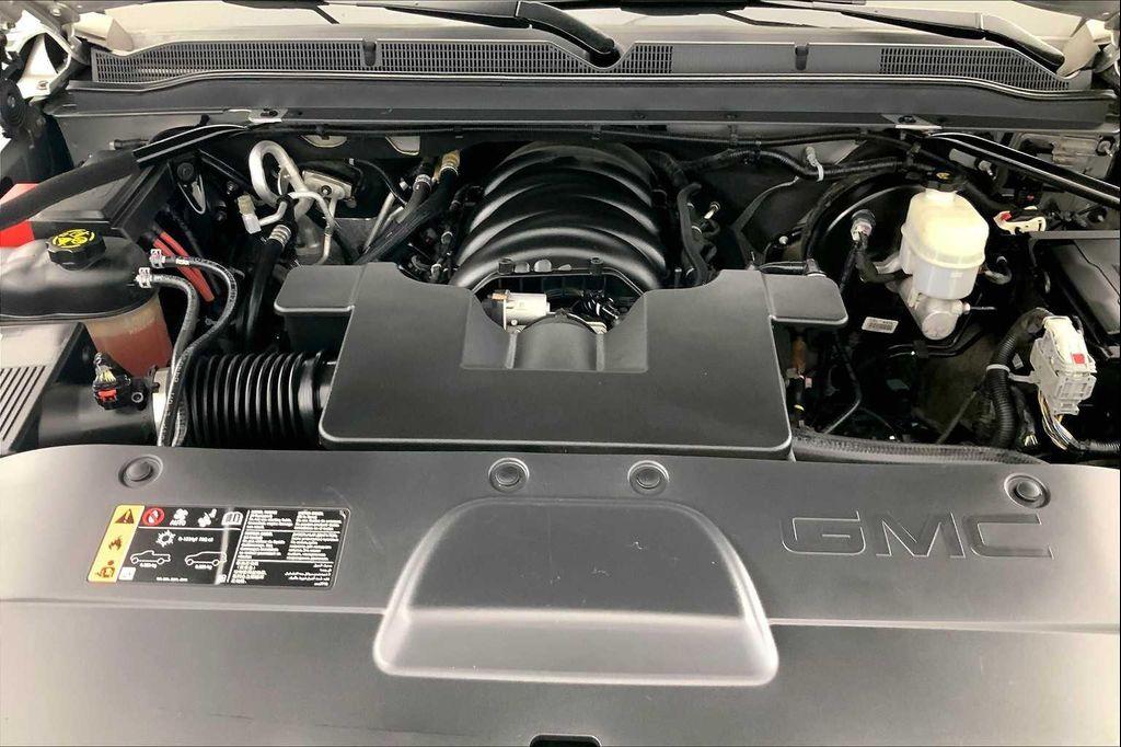 used 2019 GMC Yukon car, priced at $25,997