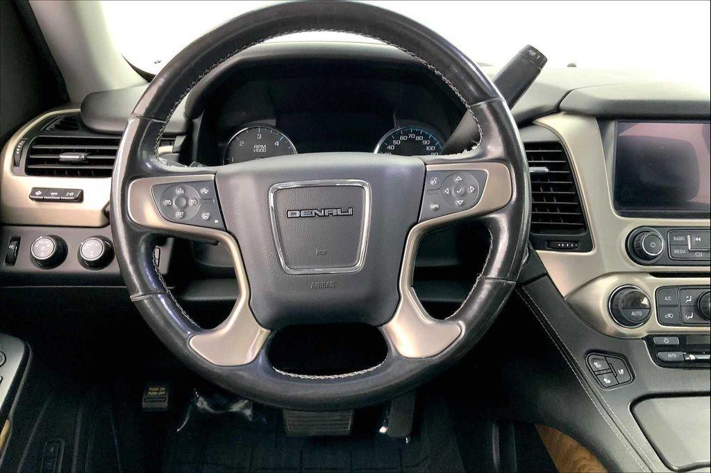 used 2019 GMC Yukon car, priced at $25,997