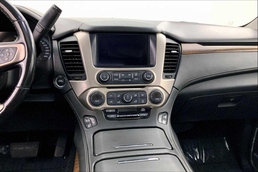 used 2019 GMC Yukon car, priced at $25,997