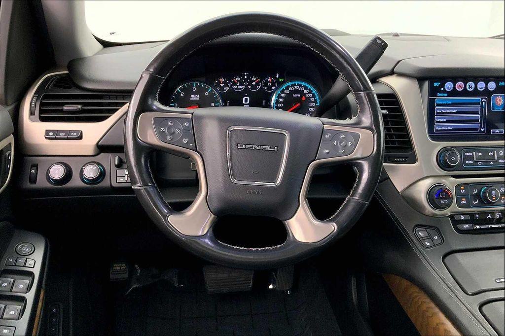 used 2019 GMC Yukon car, priced at $25,997