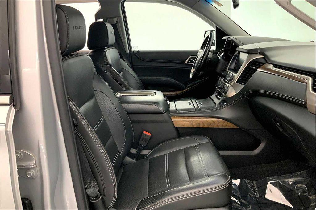 used 2019 GMC Yukon car, priced at $25,997