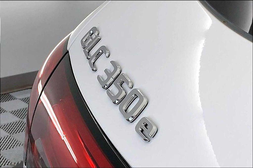 new 2025 Mercedes-Benz GLC 350e car, priced at $65,840