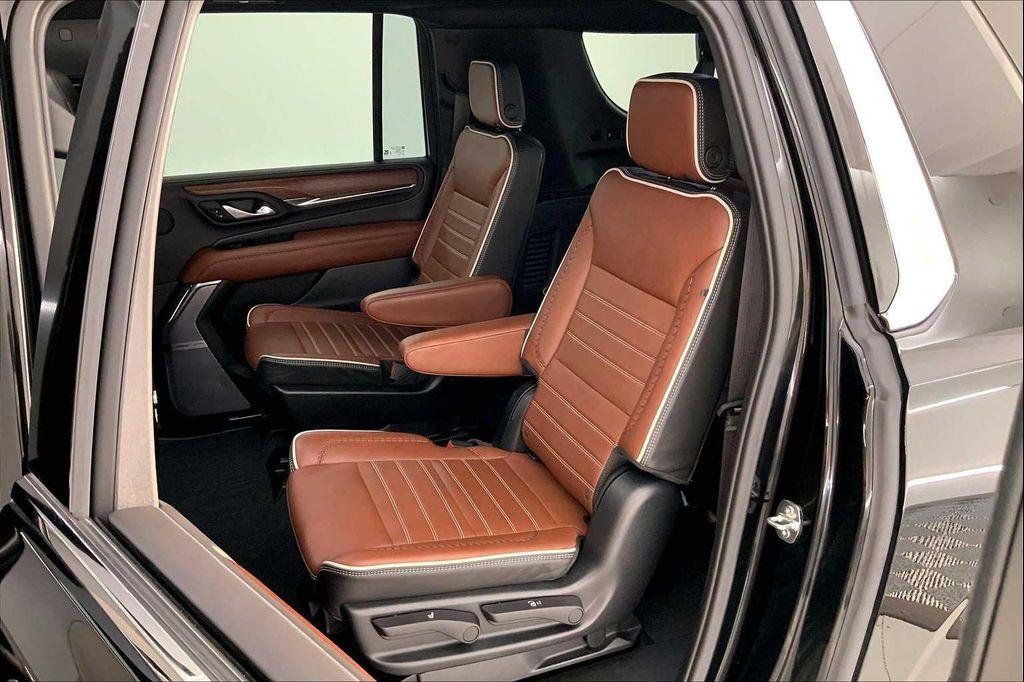 used 2023 GMC Yukon XL car, priced at $69,937