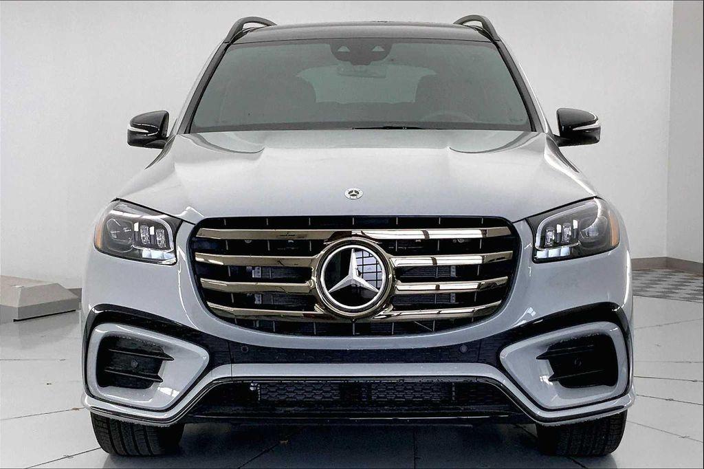 new 2026 Mercedes-Benz GLS 450 car, priced at $106,140
