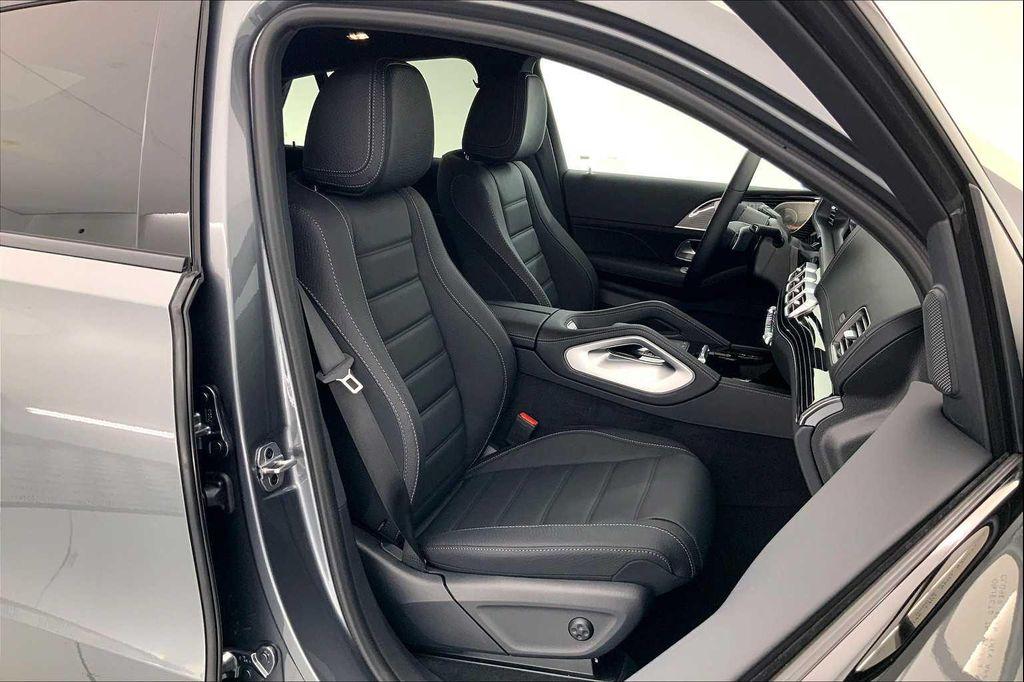 new 2026 Mercedes-Benz GLE 450 car, priced at $86,355
