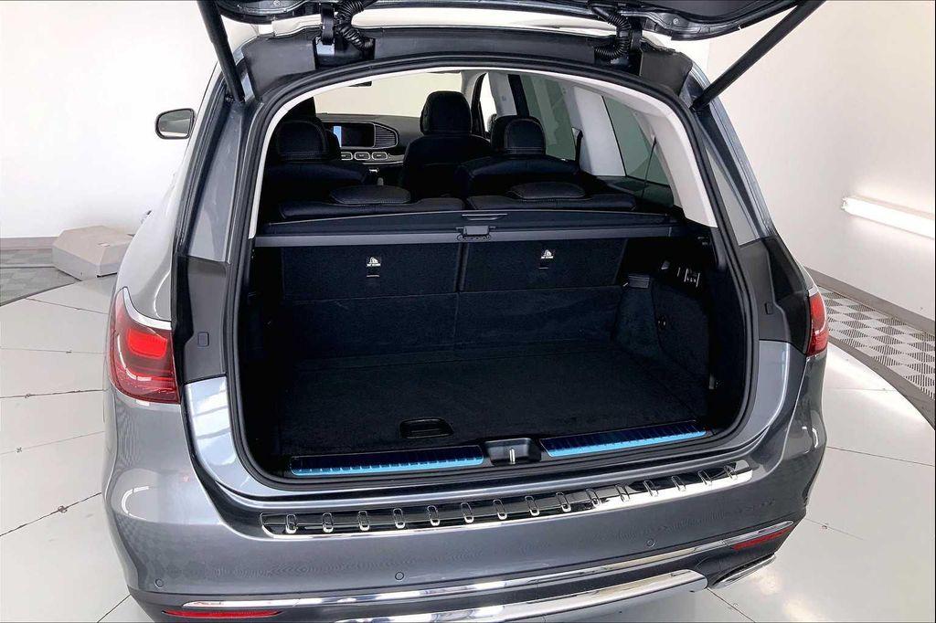 new 2026 Mercedes-Benz GLS 450 car, priced at $101,925