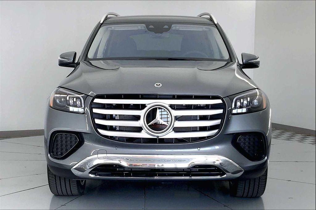 new 2026 Mercedes-Benz GLS 450 car, priced at $101,925