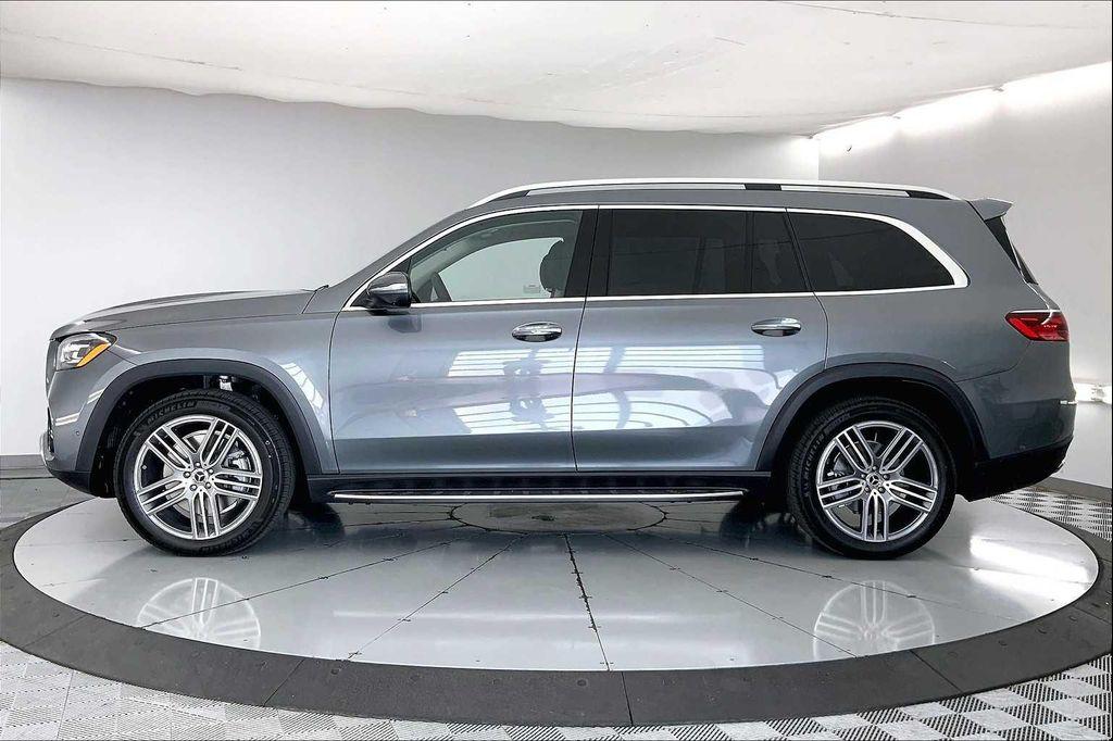 new 2026 Mercedes-Benz GLS 450 car, priced at $101,925