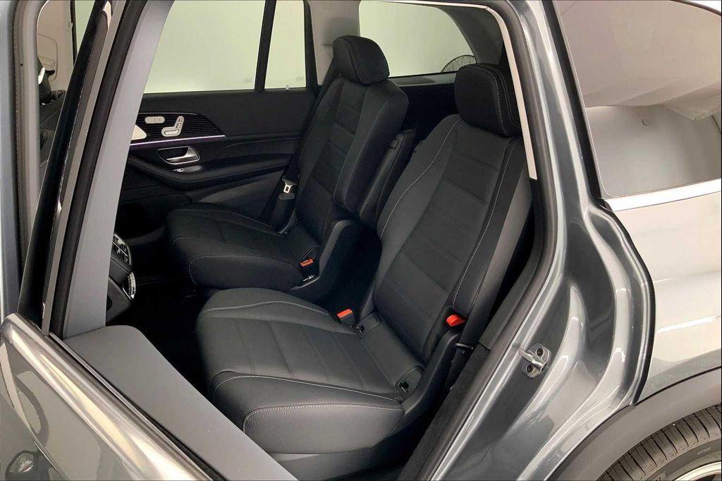 new 2026 Mercedes-Benz GLS 450 car, priced at $101,925