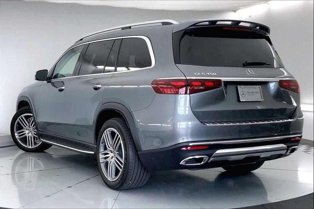 new 2026 Mercedes-Benz GLS 450 car, priced at $101,925