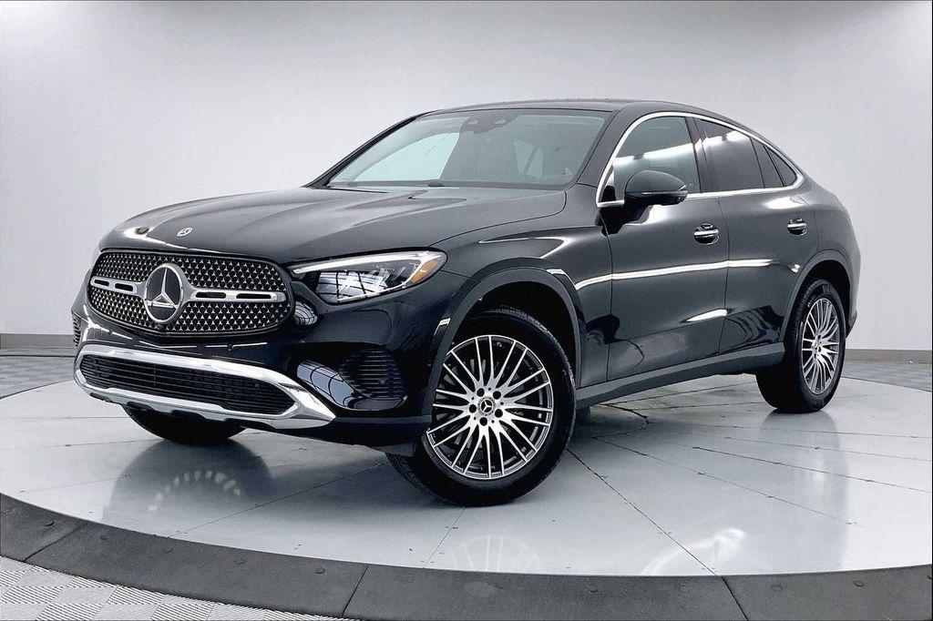 new 2025 Mercedes-Benz GLC 300 car, priced at $64,375
