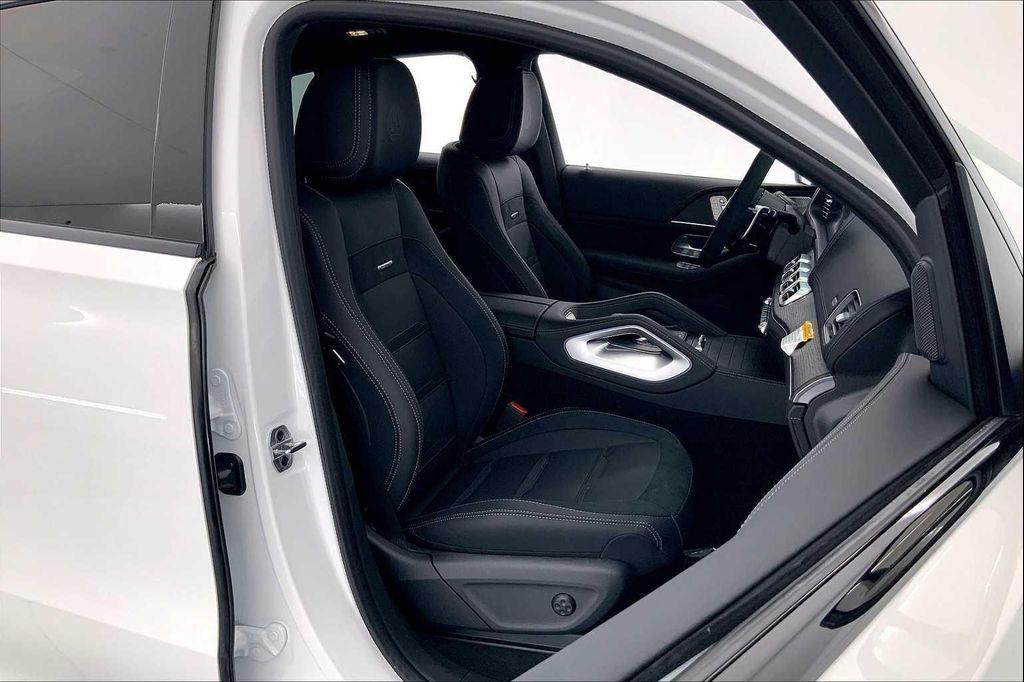 new 2025 Mercedes-Benz AMG GLE 53 car, priced at $100,375