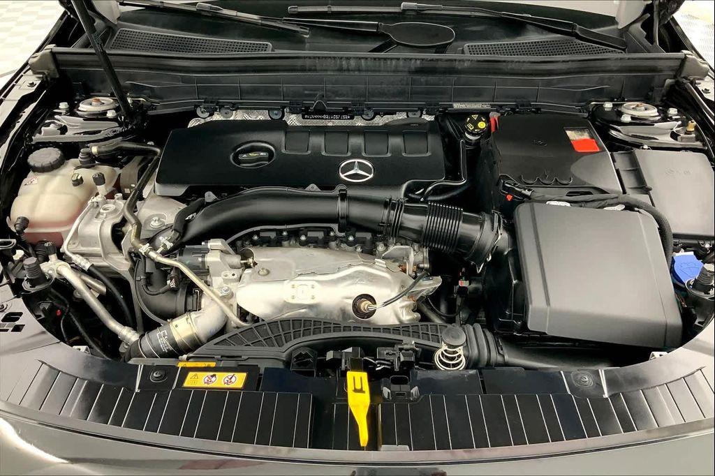 used 2020 Mercedes-Benz GLB 250 car, priced at $22,461