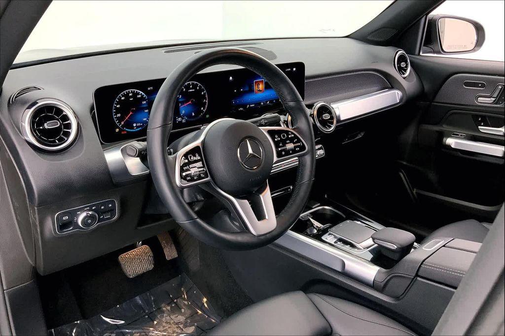 used 2020 Mercedes-Benz GLB 250 car, priced at $22,461