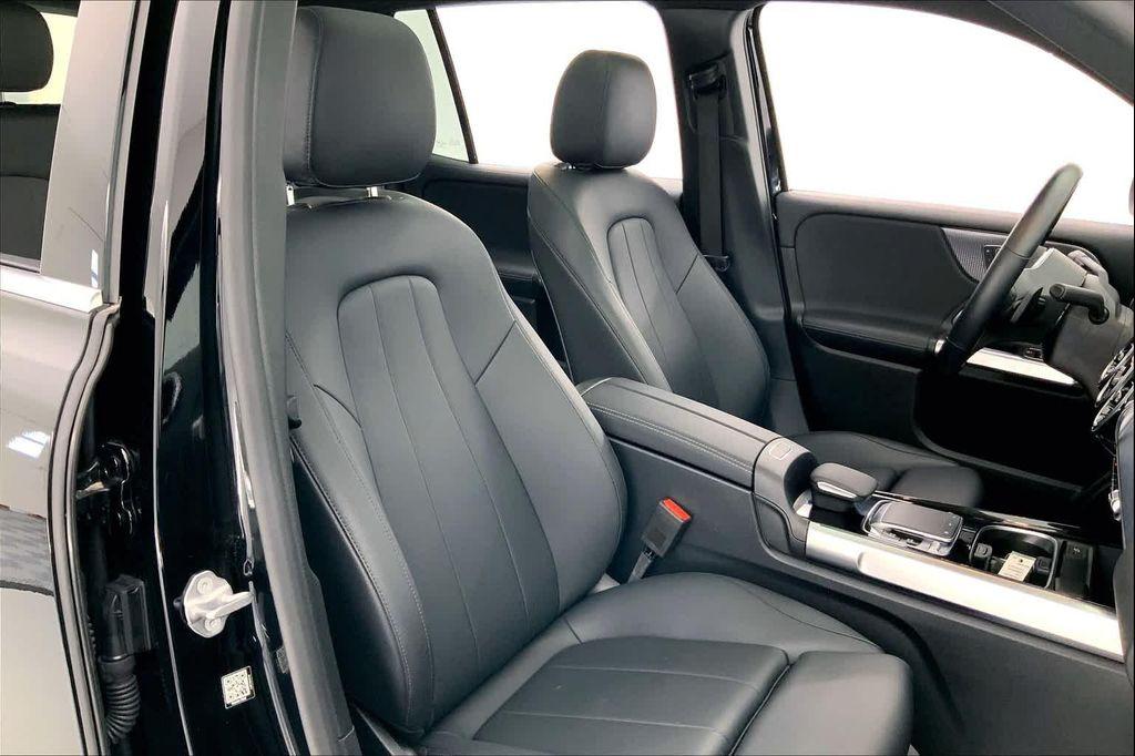 used 2020 Mercedes-Benz GLB 250 car, priced at $22,461