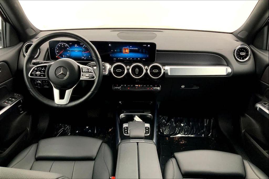 used 2020 Mercedes-Benz GLB 250 car, priced at $22,461