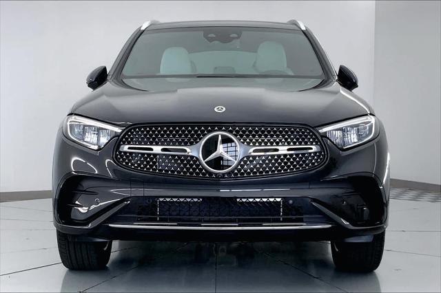 new 2025 Mercedes-Benz GLC 300 car, priced at $63,170